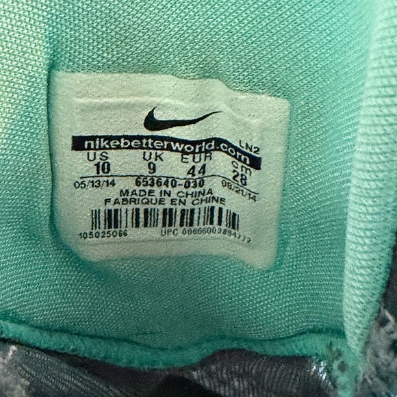 Nike Hyperdunk - Picture 3 of 3